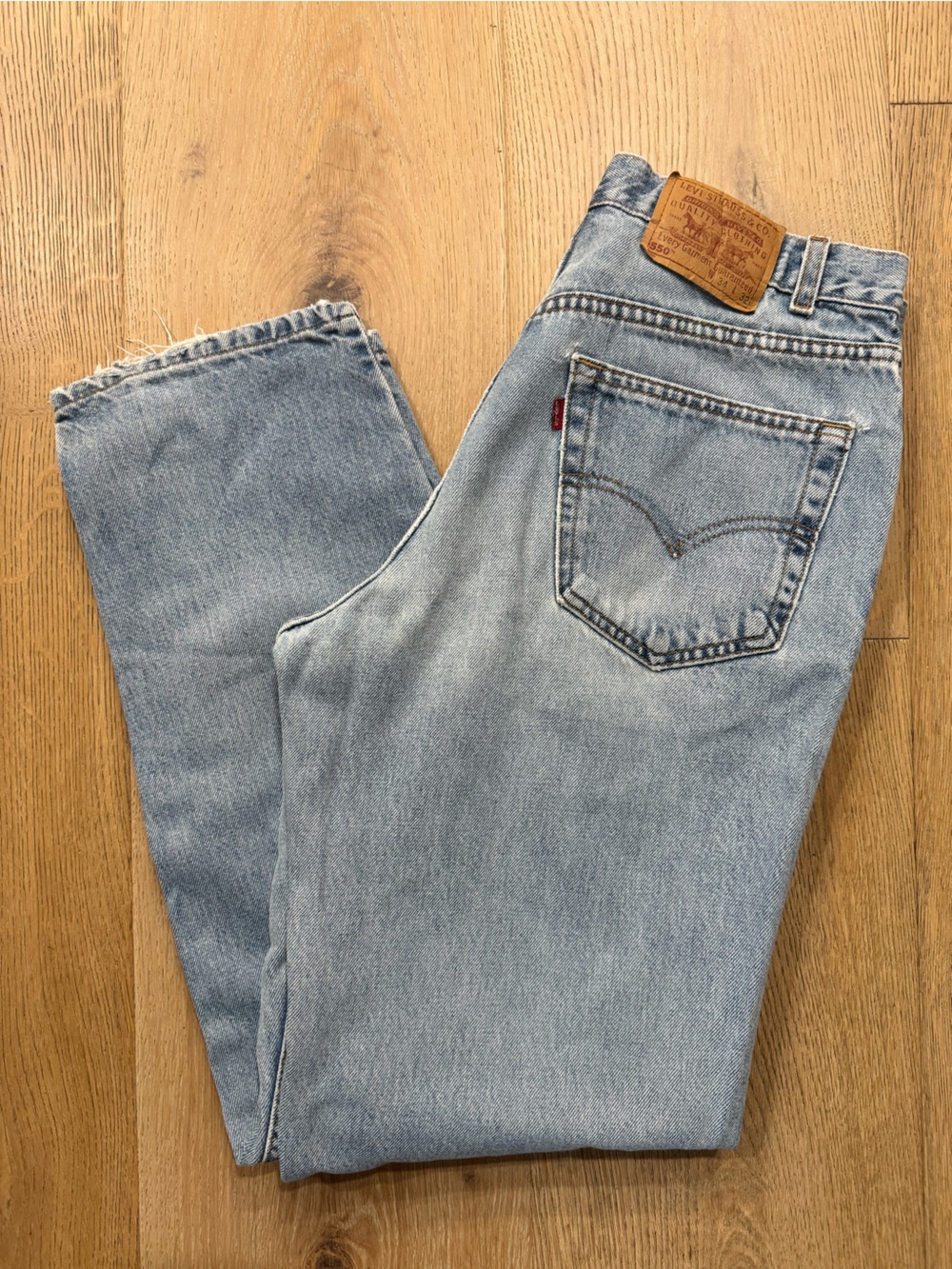 Levi's 550 Light Blue Relaxed Fit Jeans